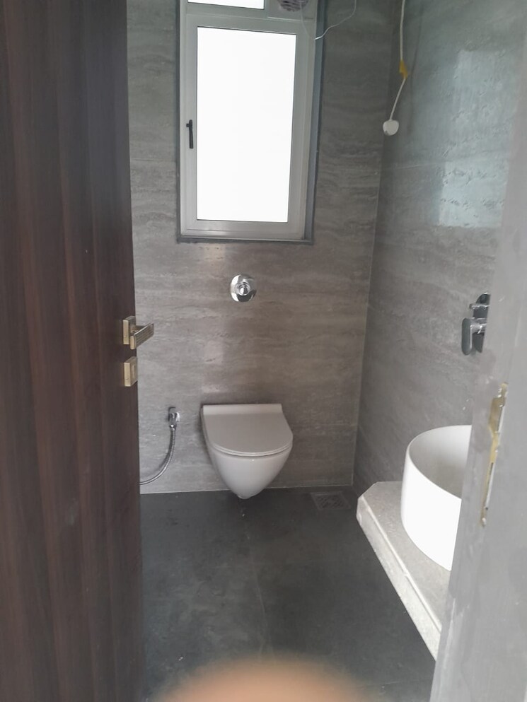 Bathroom, amar-shree-krupa-chs 2 Bedroom 631 Sq.Ft. Apartment In Borivali East Mumbai 9734759