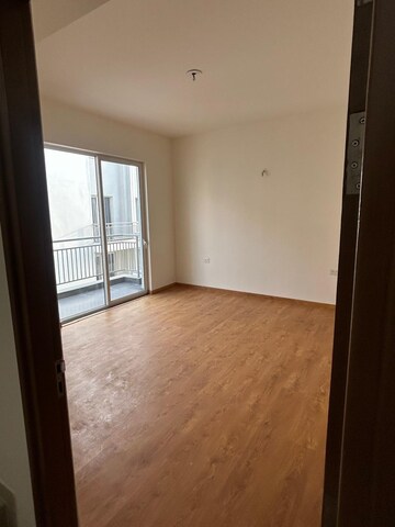 Room in 4 BHK Villa at Godrej Golf Links Crest, Sector 27 Yamuna Expressway – for Rent