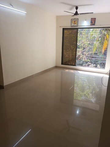 2 BHK Apartment For Rent in Reliable Vasundhara CHS, Goregaon West