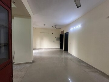 Room in 2.5 BHK Apartment at RPS Savana, Sector 88 – for Rent