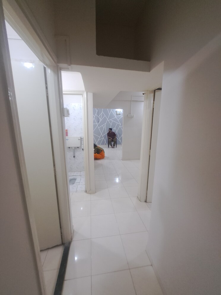 Bathroom, bora-happy-homes 2 Bedroom 900 Sq.Ft. Apartment In Wakad Pune 9735041