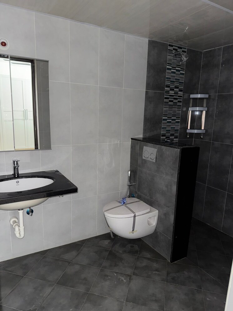 Bathroom, sumadhura-horizon 3 Bedroom 2060 Sq.Ft. Apartment In Kondapur Hyderabad 9735308