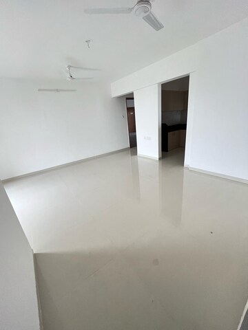 Room in 3 BHK Apartment at Kohinoor Zen Estate, Kharadi – for Rent