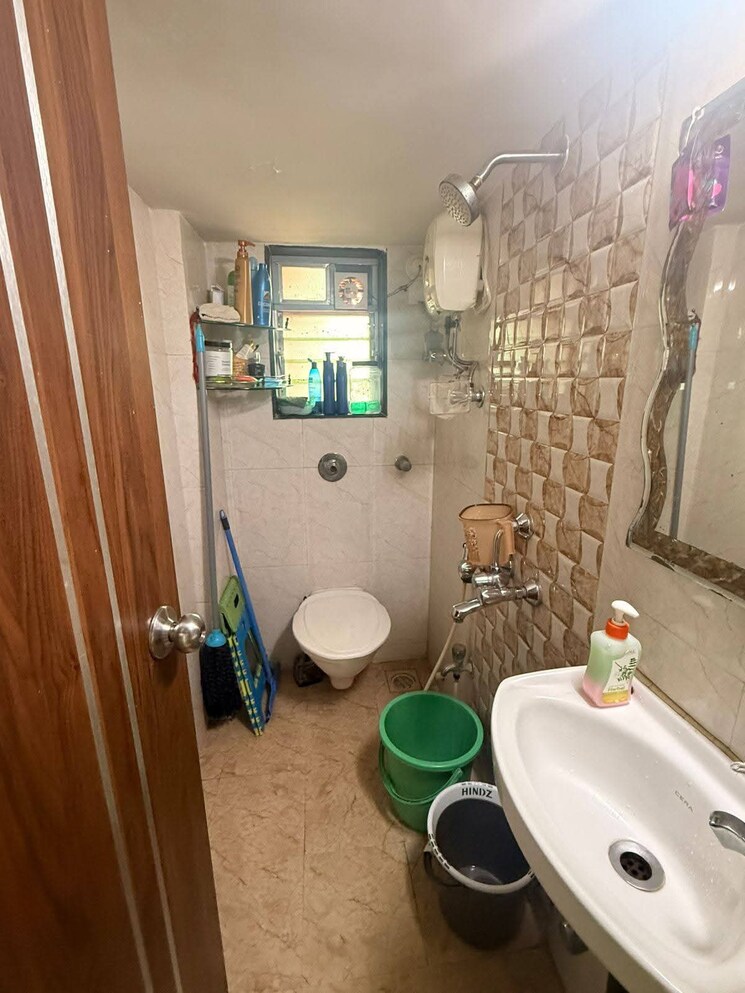 Bathroom, sai-plaza-sakinaka 2 Bedroom 750 Sq.Ft. Apartment In Sakinaka Mumbai 9735671