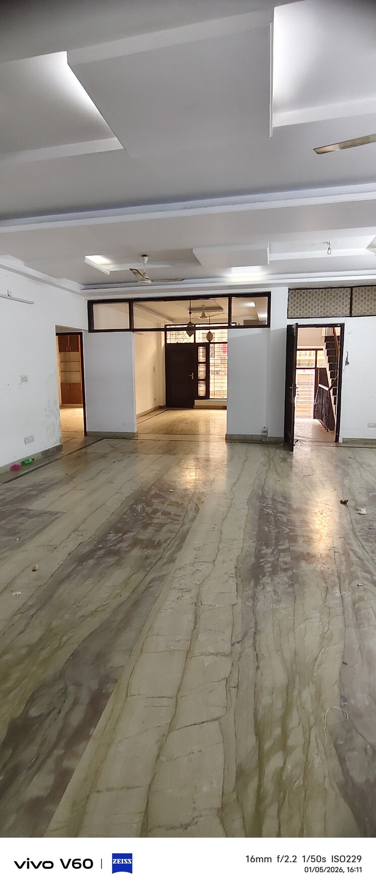 Cover Image, rwa-apartments-sector-50 3 Bedroom 250 Sq.Mt. Independent House In Sector 50 Noida 9736013