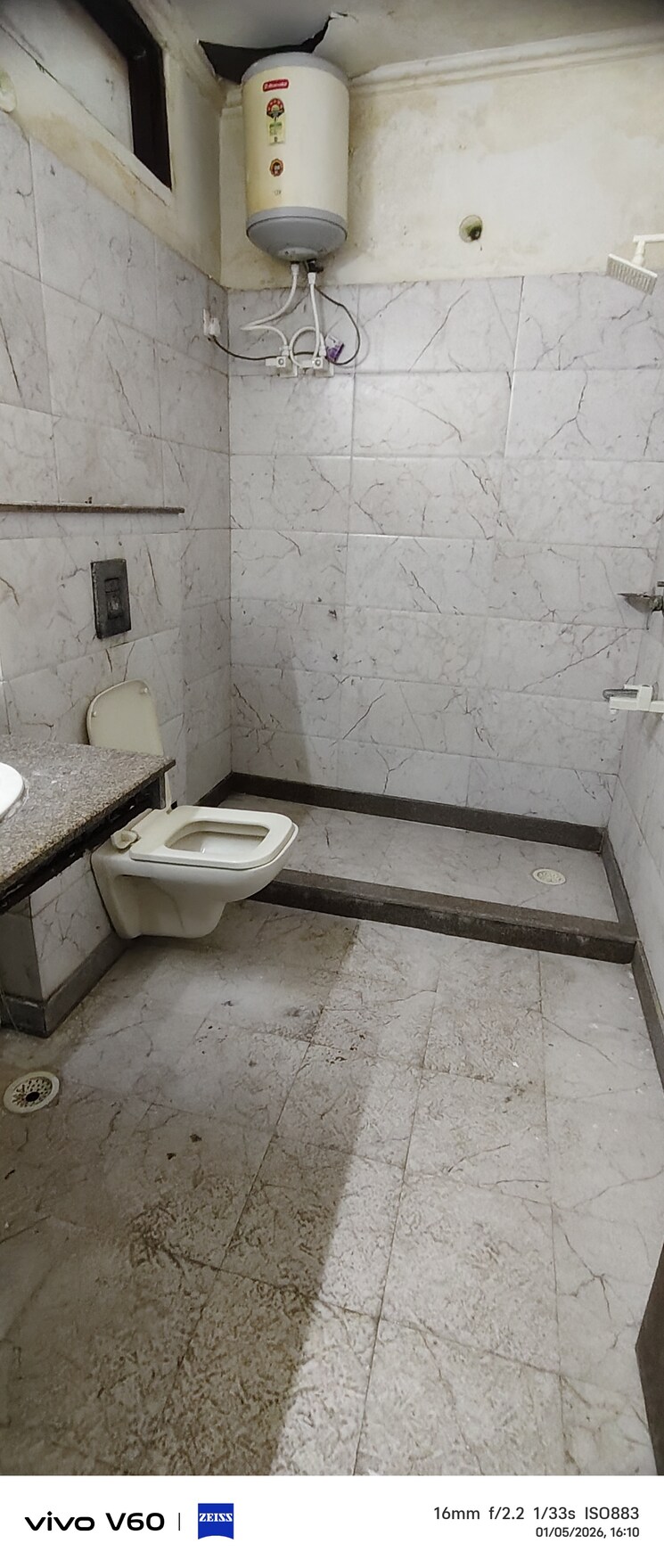 Bathroom, rwa-apartments-sector-50 3 Bedroom 250 Sq.Mt. Independent House In Sector 50 Noida 9736013