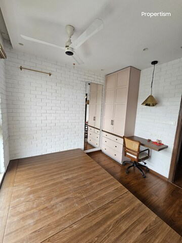 Master Bedroom in 2 BHK Apartment at Hiranandani Castle Rock, Powai – for Rent