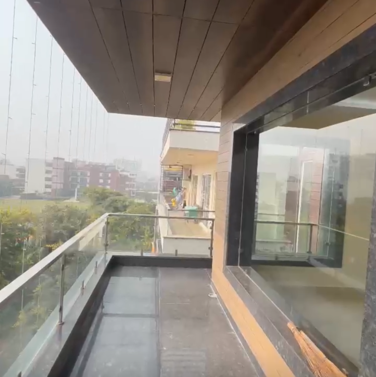 Balcony, sector 49 4 Bedroom 350 Sq.Yd. Builder Floor In Sector 49 Gurgaon 9736142