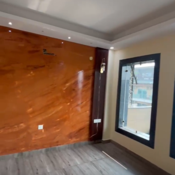 Room in 4 BHK Builder Floor at Sector 49 – for Sale