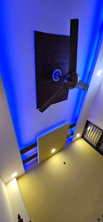 Furnished Amenities in 2 BHK Builder Floor at Vishwas Park – for Rent