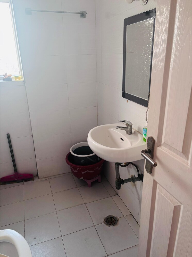 Master Bedroom, great-value-sharanam 2 Bedroom 734 Sq.Ft. Apartment In Sector 107 Noida 9736199