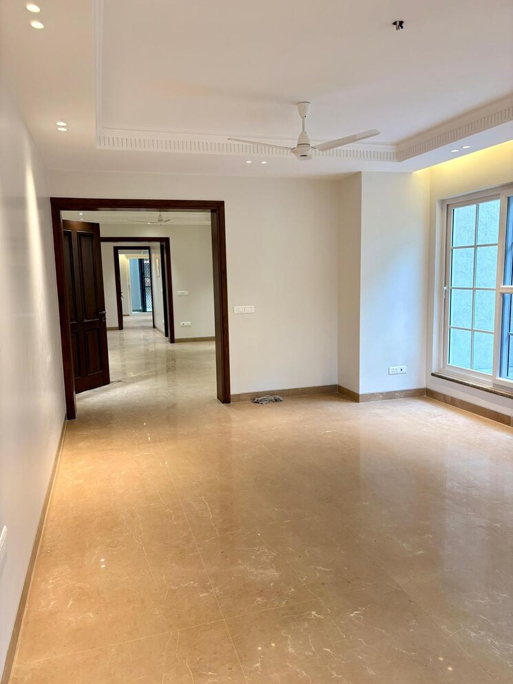 Room, vasant kunj 4 Bedroom 2200 Sq.Ft. Apartment In Vasant Kunj Delhi 9736239
