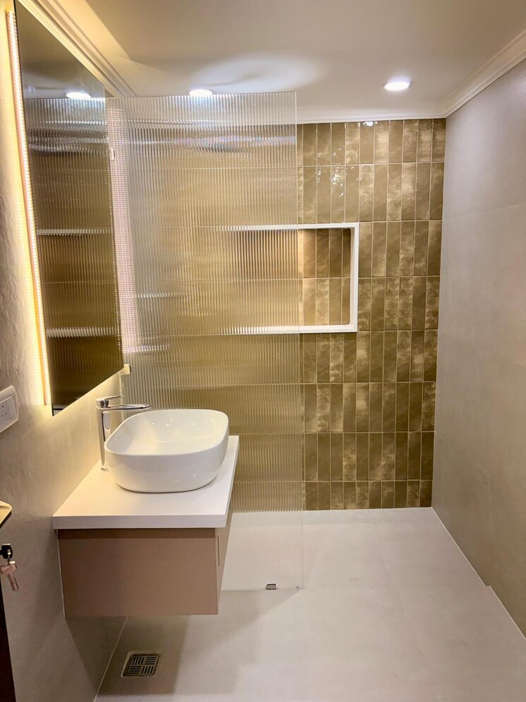 Bathroom, vasant kunj 4 Bedroom 2200 Sq.Ft. Apartment In Vasant Kunj Delhi 9736239