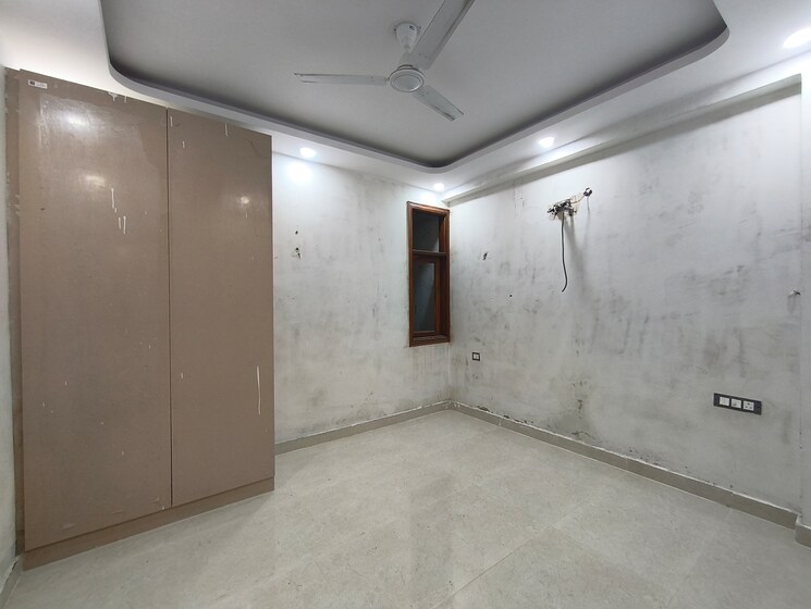 Room, neb sarai 1 Bedroom 450 Sq.Ft. Builder Floor In Neb Sarai Delhi 9736251