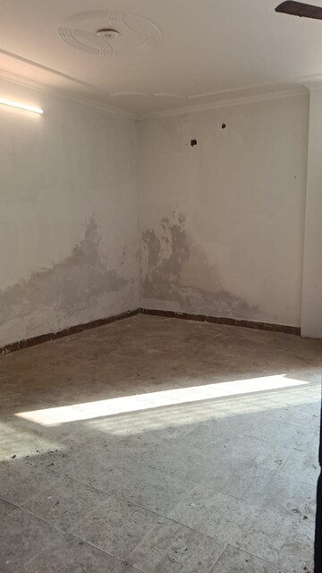 Room in 2 BHK Independent House at RWA Apartments Sector 45, Sector 45 – for Rent