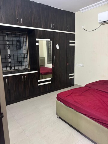 Bedroom in 3 BHK Builder Floor at Kondapur – for Rent