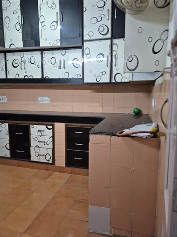 Kitchen in 2.5 BHK Apartment at Mayur Vihar – for Sale