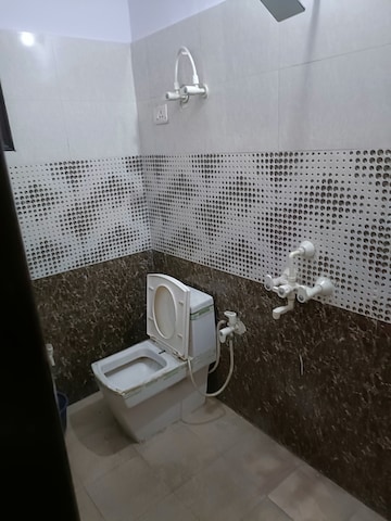 Bathroom in 3 BHK Apartment at Saya Gold Avenue, Vaibhav Khand – for Rent