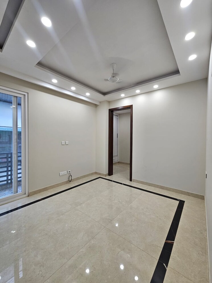 Room, malibu town 3.5 Bedroom 2165 Sq.Ft. Builder Floor In Malibu Town Gurgaon 9736437