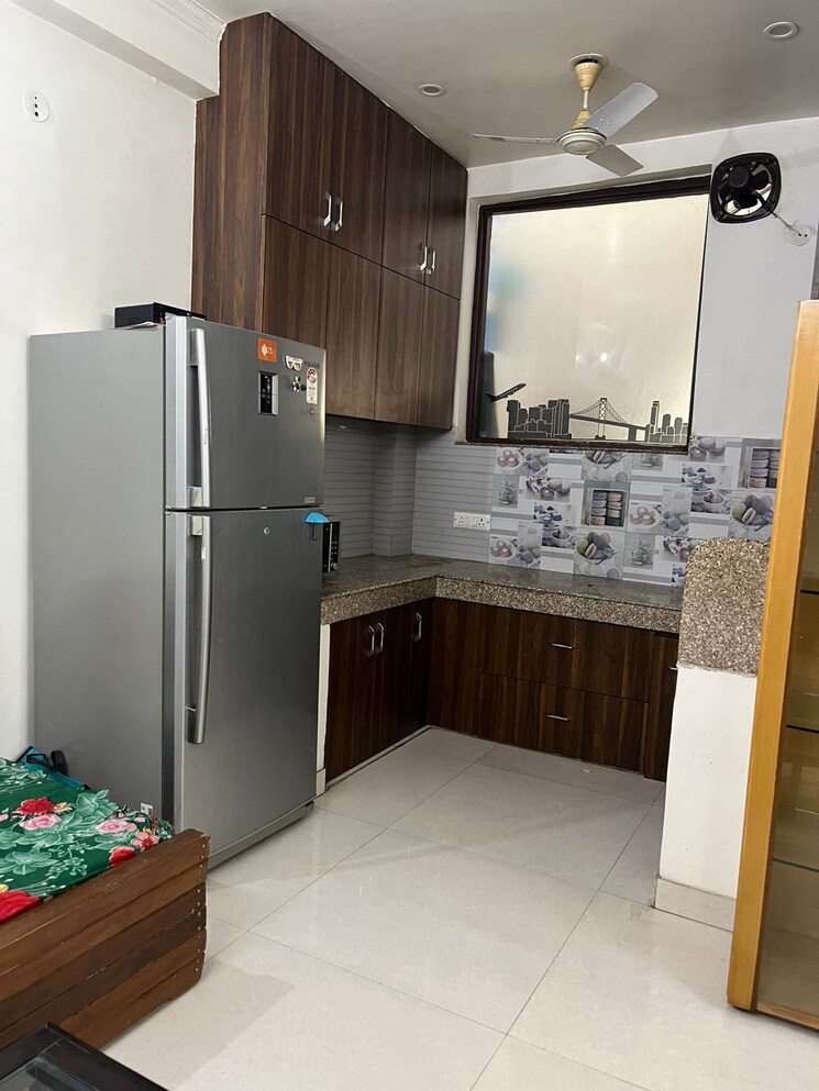 Kitchen, dlf-star-mall 2 Bedroom 1200 Sq.Ft. Builder Floor In Sector 30 Gurgaon 9736464