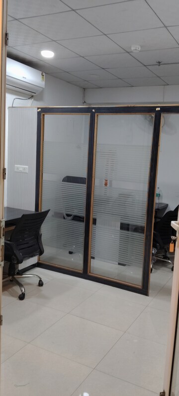 Team Area in  Office Space at Gaur City Mall, Sector 4 Greater Noida – for Rent