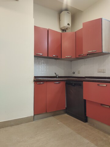 Furnished Amenities in 4 BHK Builder Floor at New Friends Colony – for Rent