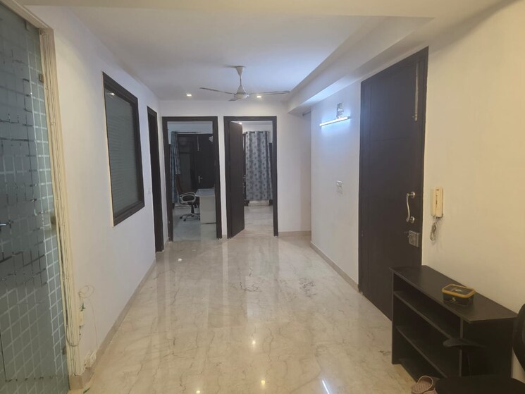 Room, greater kailash i 3 Bedroom 1800 Sq.Ft. Builder Floor In Greater Kailash I Delhi 9736579