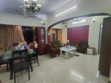 Living Room in 2 BHK Apartment at Elizabeth Apartments, Parel – for Rent
