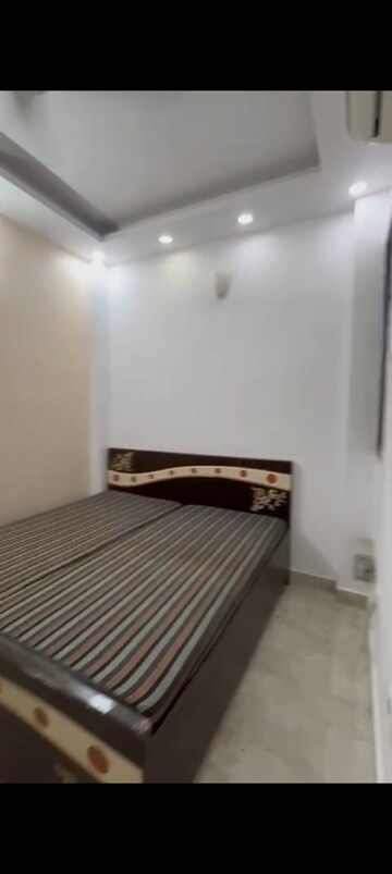 Bedroom in 1 BHK Builder Floor at Govindpuri – for Sale