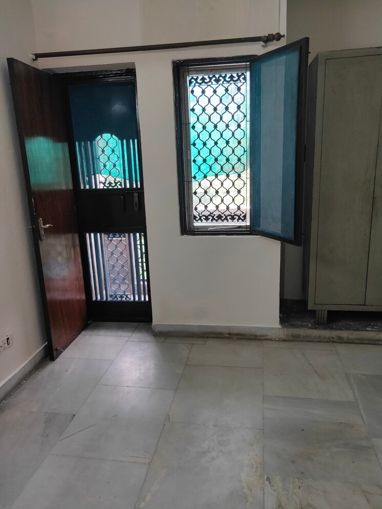 Cover Image, shipra-suncity 2 Bedroom 750 Sq.Ft. Apartment In Vaibhav Khand Ghaziabad 9736616