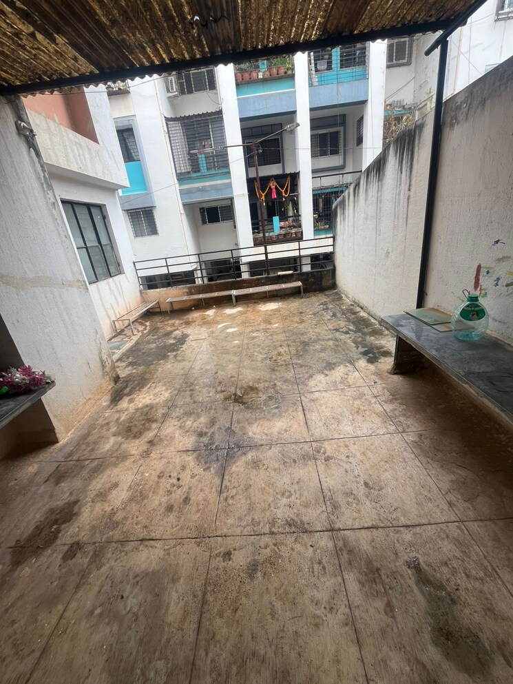  Parking, borate-jijai-nagari 2 Bedroom 800 Sq.Ft. Apartment In Kothrud Pune 9736620