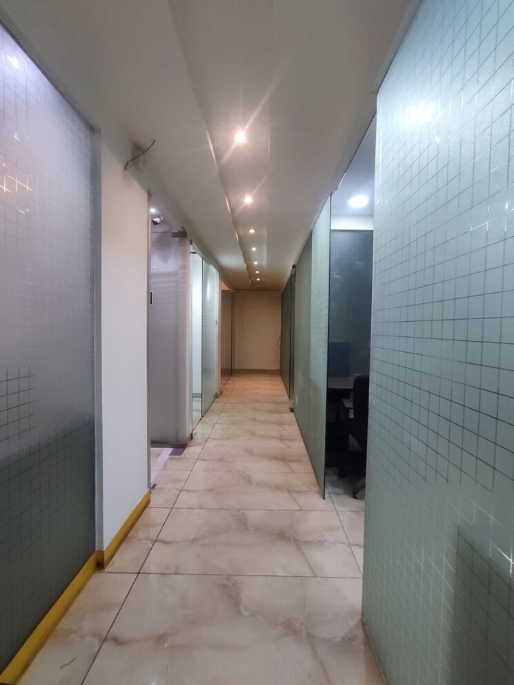 undefined, saket Commercial Office Space 2300 Sq.Ft. In Saket Delhi 9736635