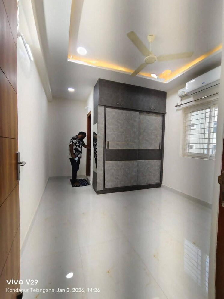 Room, kondapur 3 Bedroom 1750 Sq.Ft. Apartment In Kondapur Hyderabad 9736667
