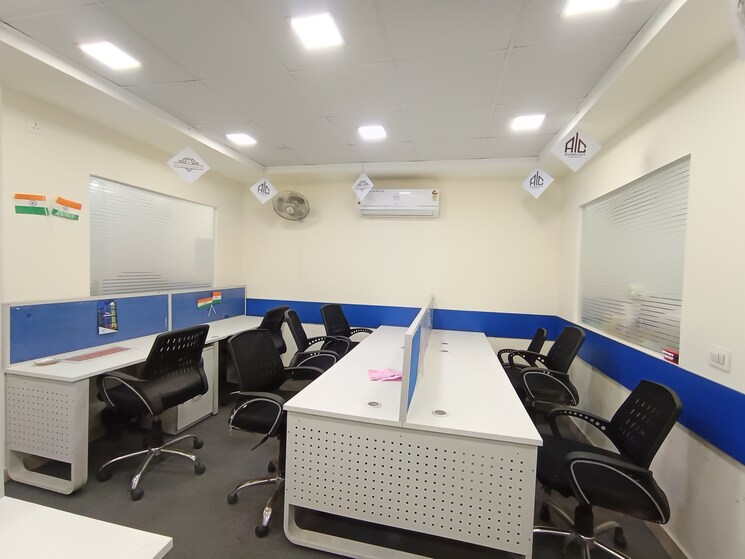 Team Area, sector 2 Commercial Office Space 1250 Sq.Ft. In Sector 2 Noida 9736677