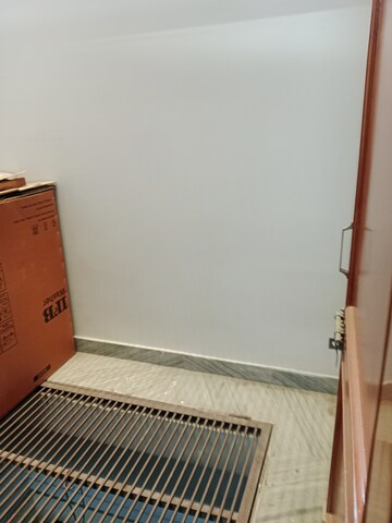 Furnished Amenities in 2 BHK Builder Floor at Sector 24 – for Rent