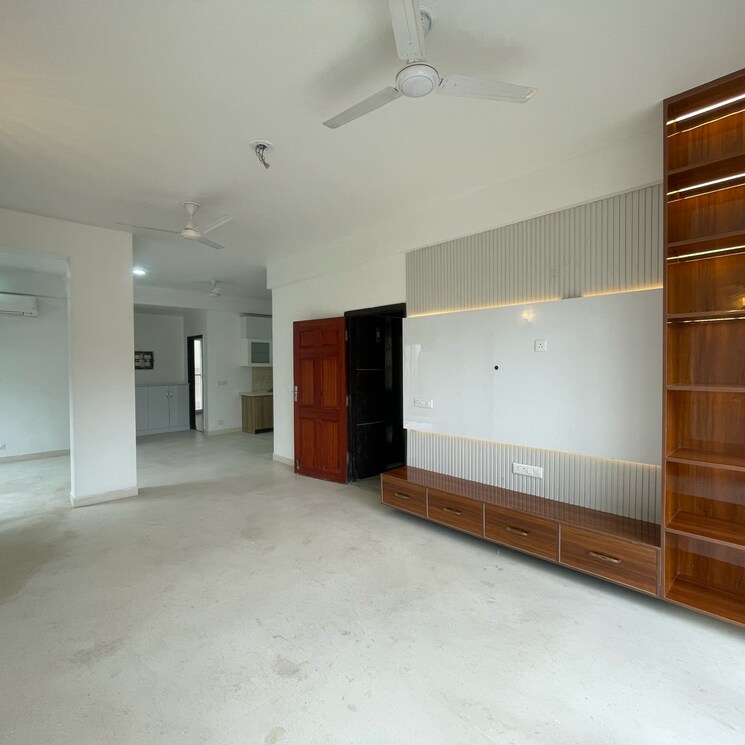 Room, bptp-amstoria 3 Bedroom 2229 Sq.Ft. Builder Floor In Sector 102 Gurgaon 9736708