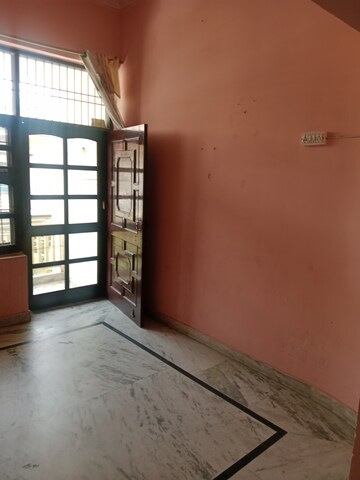 Room in 2 BHK Builder Floor at Sector 24 – for Rent