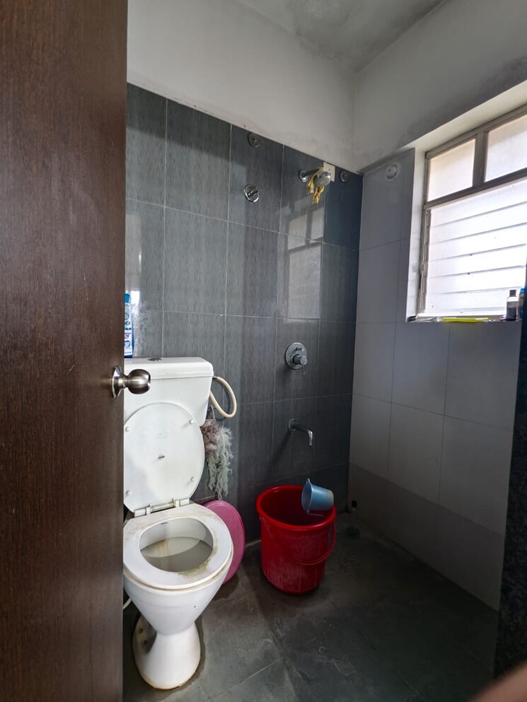 Bathroom, dhayari 3 Bedroom 1500 Sq.Ft. Apartment In Dhayari Pune 9736735
