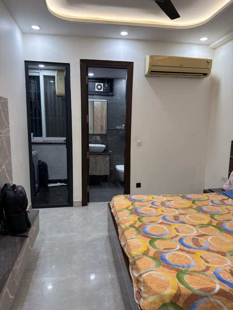 Bedroom, apex-anuradha-apartments 3 Bedroom 1250 Sq.Ft. Apartment In Paschim Vihar Delhi 9736746
