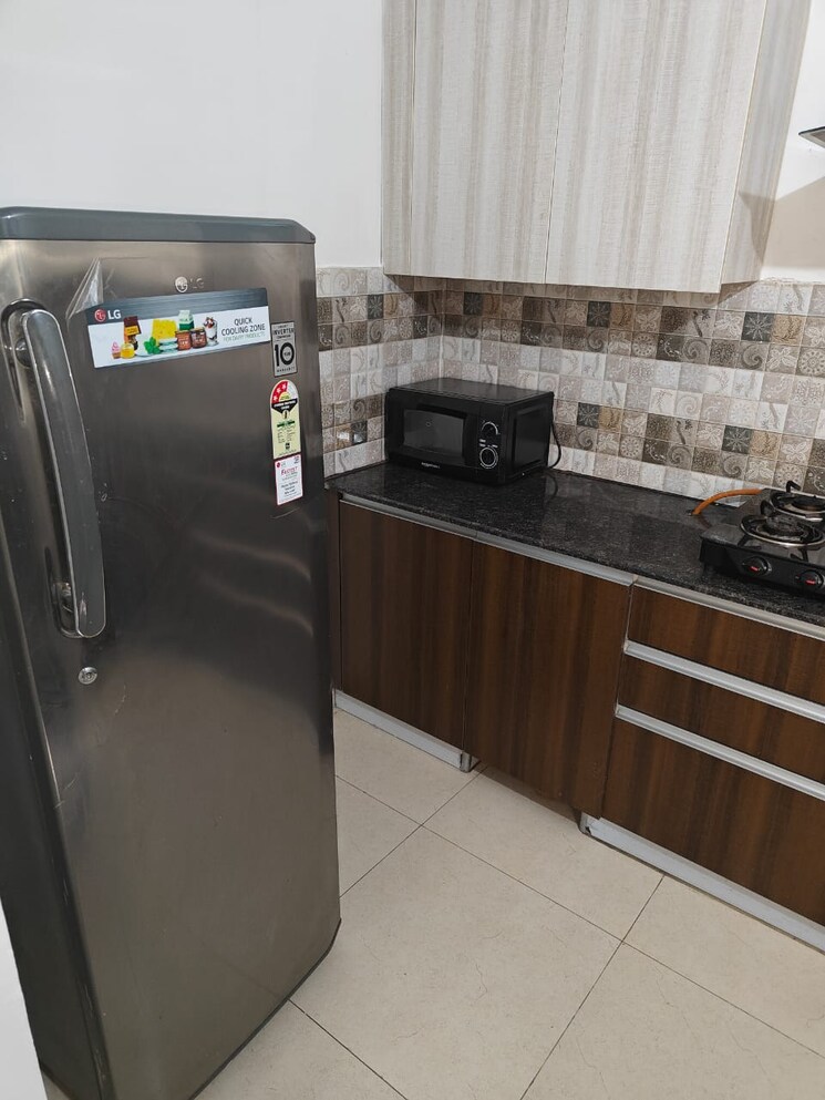 Kitchen, sushma-joynest-zrk 2 Bedroom 1100 Sq.Ft. Apartment In Ghazipur Zirakpur 9736767