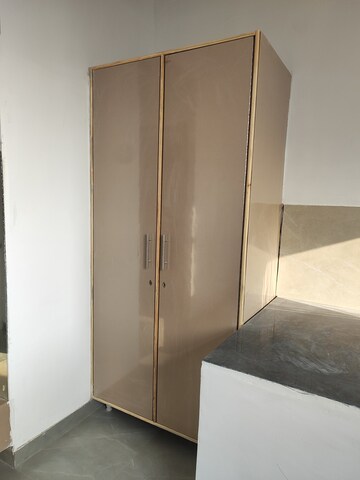 Room in Studio Builder Floor at Sector 44 – for Rent