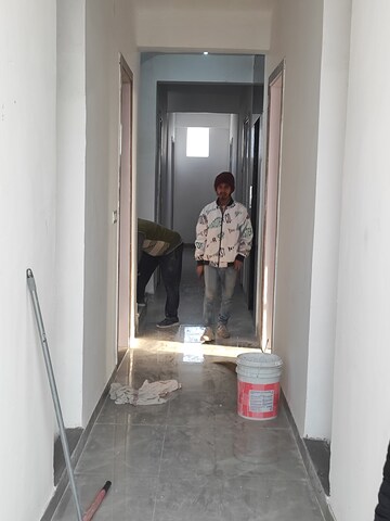 Building Lobby in Studio Builder Floor at Sector 44 – for Rent