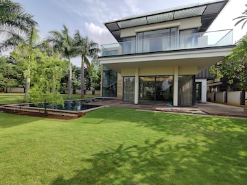 5 BHK Villa – Exterior View View at Prestige Golfshire, Nandi Hills - for Rent