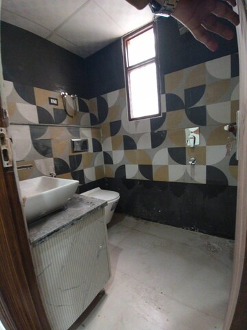 Bathroom in 3 BHK Builder Floor at Sector 14 – for Rent