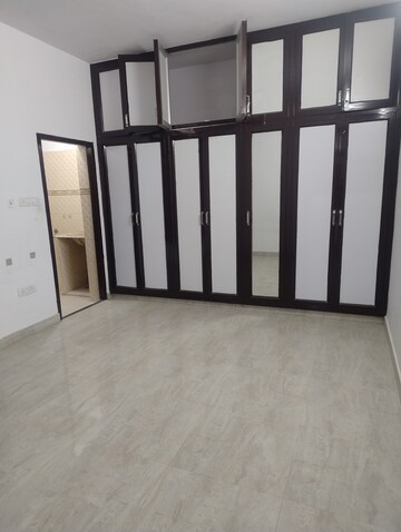 5 BHK Villa For Rent in Gomti Nagar