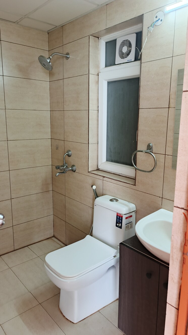 Bathroom, tata-eureka-park 2 Bedroom 1100 Sq.Ft. Apartment In Sector 150 Noida 9736839