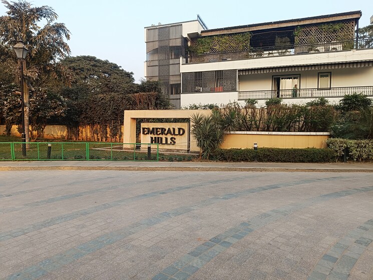 Exterior View, emaar-mgf-emerald-hills 3 Bedroom 267 Sq.Yd. Apartment In Sector 65 Gurgaon 9736844