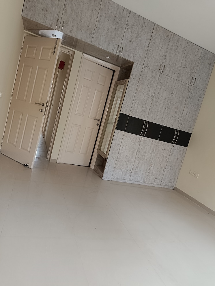 undefined, emaar-mgf-emerald-hills 3 Bedroom 267 Sq.Yd. Apartment In Sector 65 Gurgaon 9736844