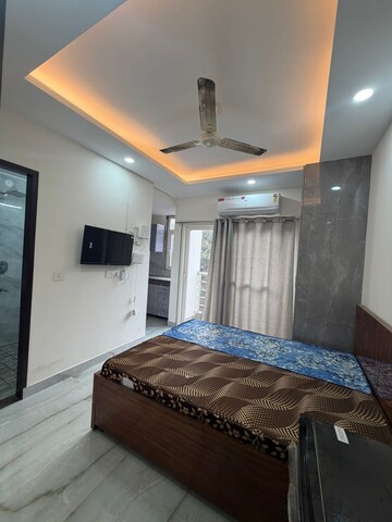 Bedroom in 1 RK Builder Floor at Ansal Sushant Floors, Sushant Lok ii – for Rent