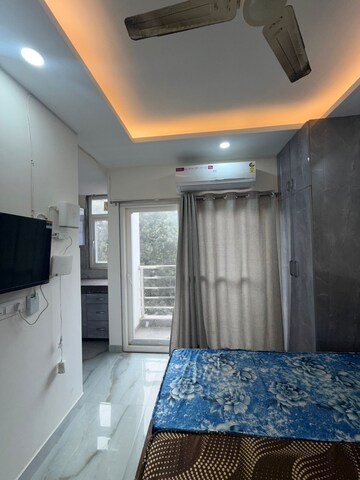 Building Lobby in 1 RK Builder Floor at Ansal Sushant Floors, Sushant Lok ii – for Rent